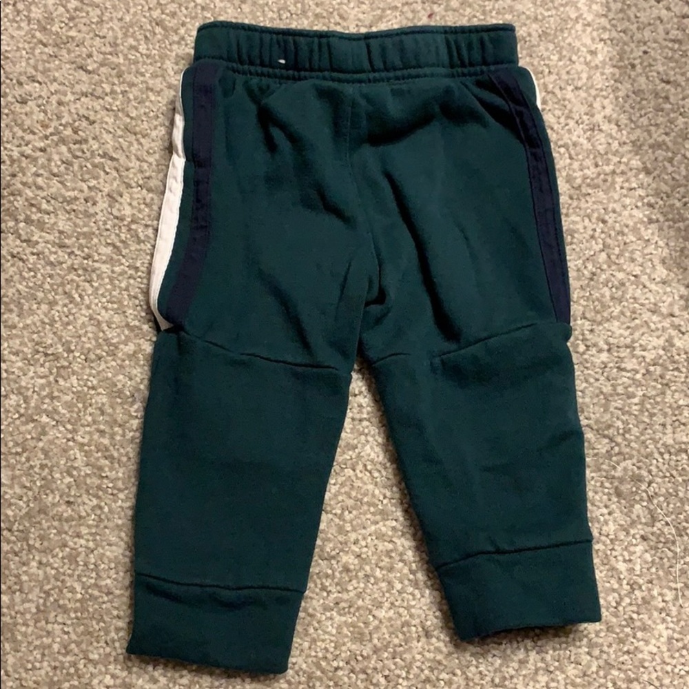The Children ‘s Place Boy’s Pants - Picture 2 of 3